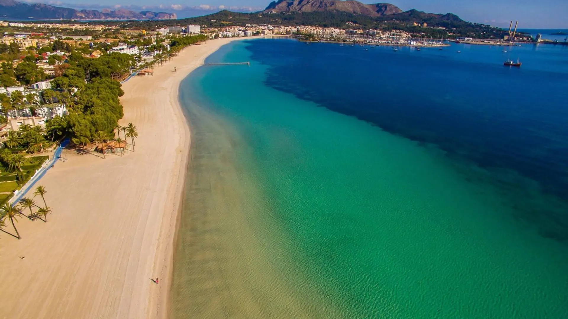 Casa vacanze House With Pool Near The Beach Alcúdia